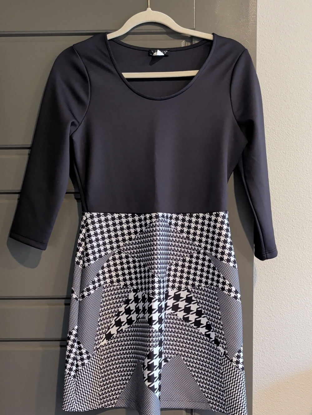 VENUS Black & White Houndstooth Fit-and-Flare Long Sleeve Dress